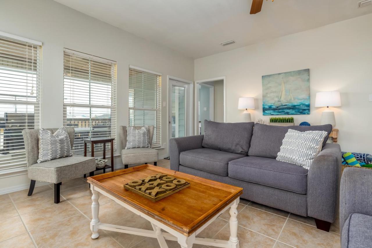 Island Sun - First Row Beach House! Fun And Games Galore - Including A Private Volleyball Pit! Home Dauphin Island Exterior foto