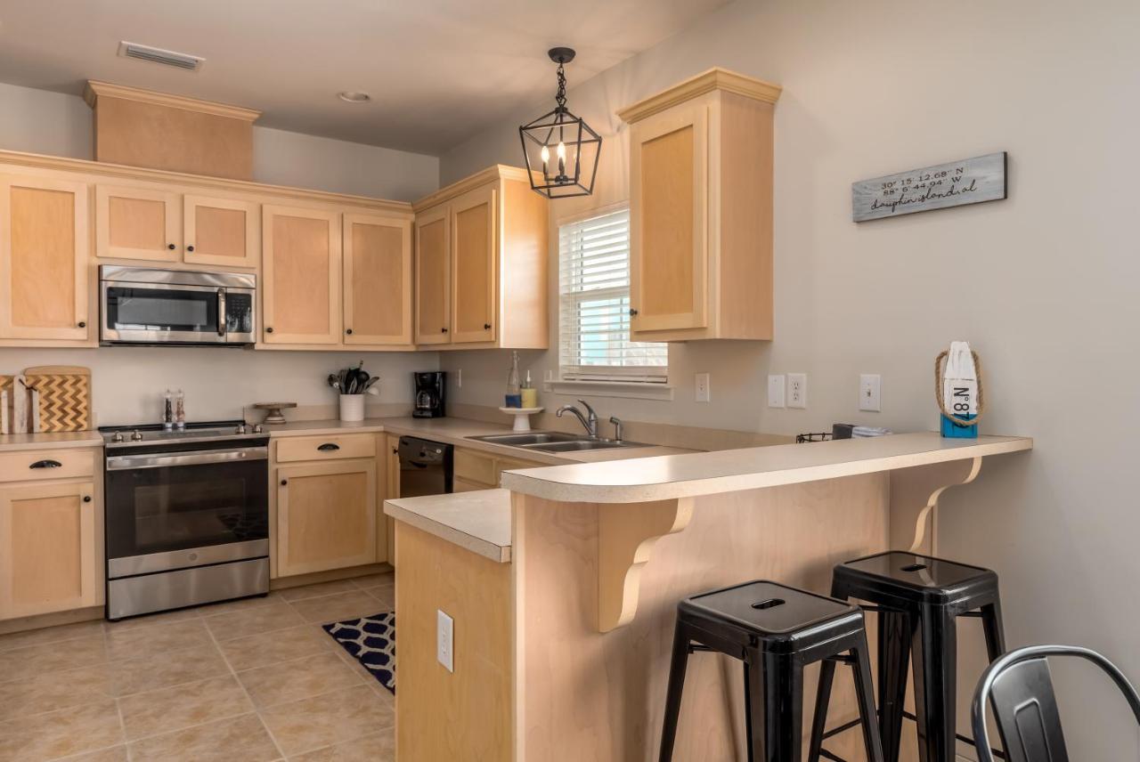 Island Sun - First Row Beach House! Fun And Games Galore - Including A Private Volleyball Pit! Home Dauphin Island Exterior foto