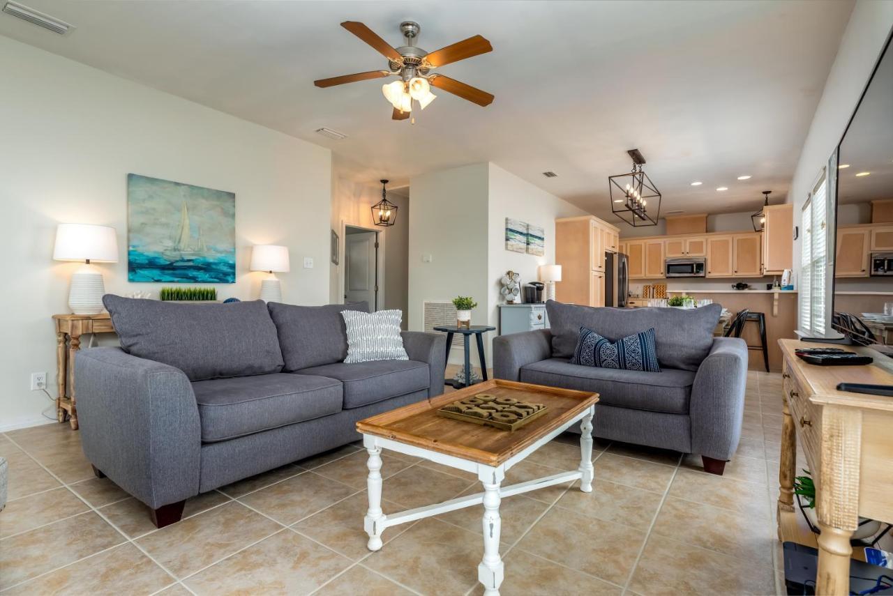 Island Sun - First Row Beach House! Fun And Games Galore - Including A Private Volleyball Pit! Home Dauphin Island Exterior foto
