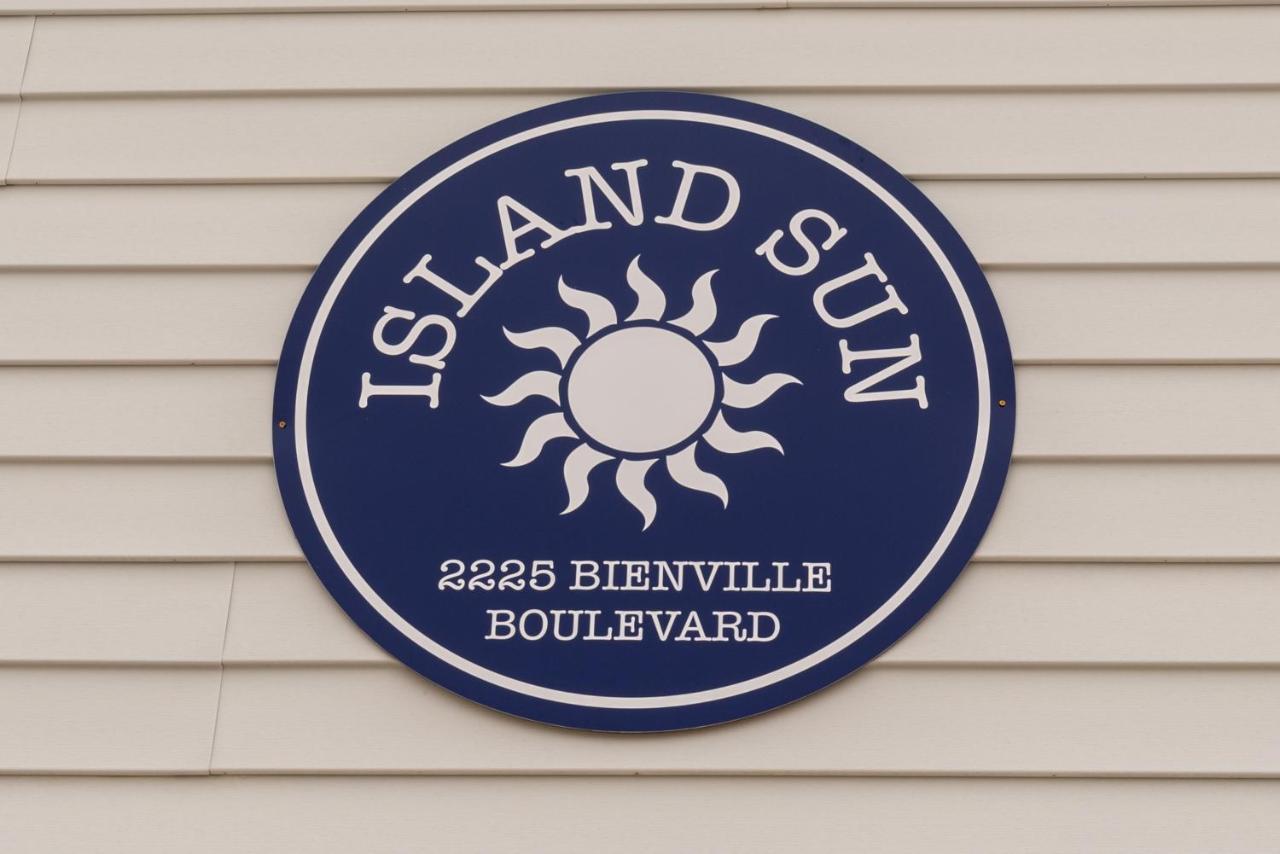 Island Sun - First Row Beach House! Fun And Games Galore - Including A Private Volleyball Pit! Home Dauphin Island Exterior foto