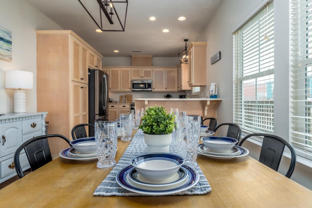 Island Sun - First Row Beach House! Fun And Games Galore - Including A Private Volleyball Pit! Home Dauphin Island Exterior foto